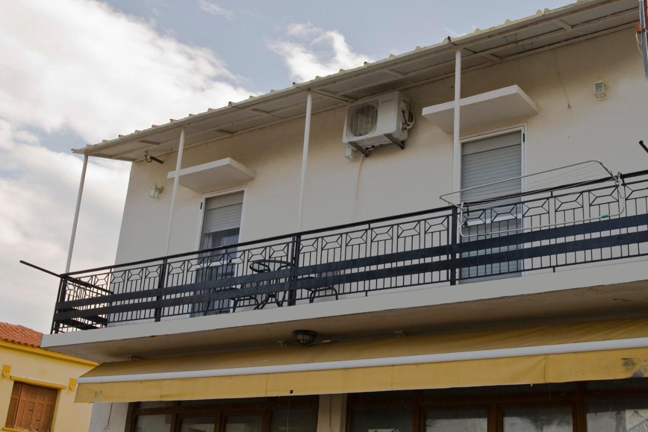 Apartment Square Makri
