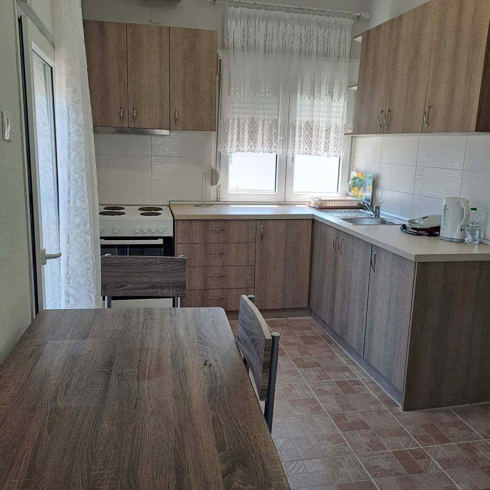 Apartment Square